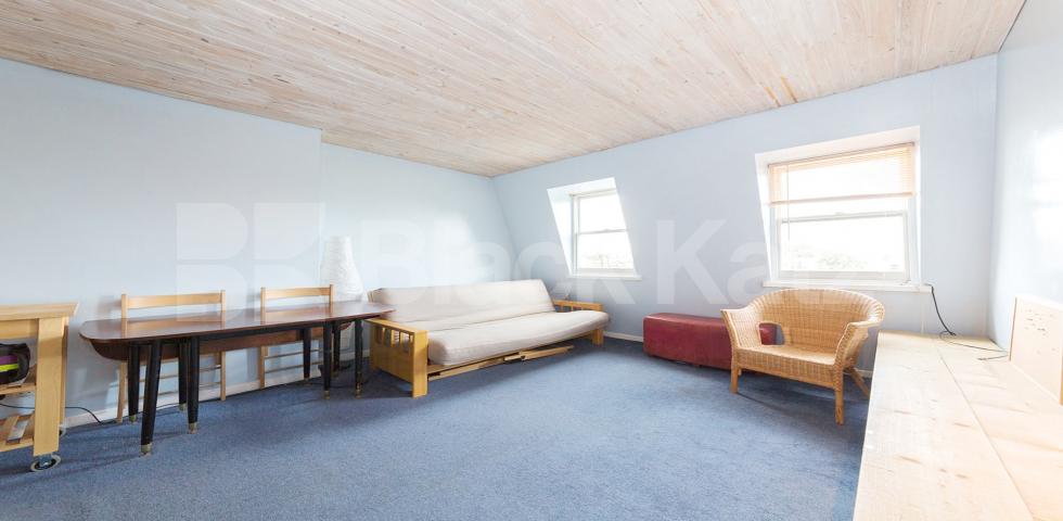 			1 Bedroom, 1 bath, 1 reception Flat			 Sinclair Road, SHEPHERDS BUSH